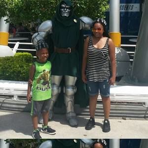 Meet your Posher, Theressa